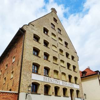 Archaeological Museum in Gdańsk –  Blue Lamb Granary - More